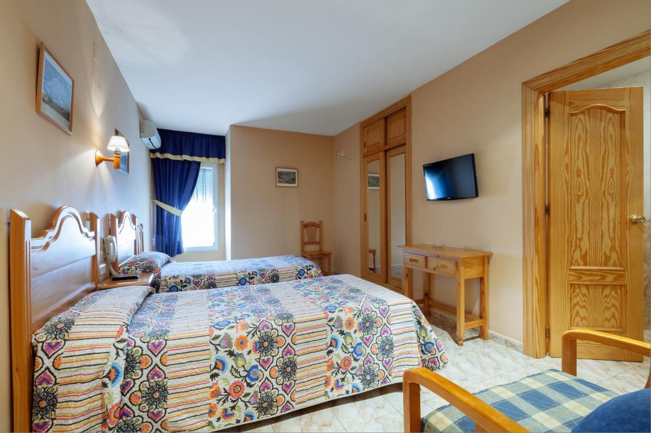 Hotel Philadelfia Peligros Bagian luar foto
