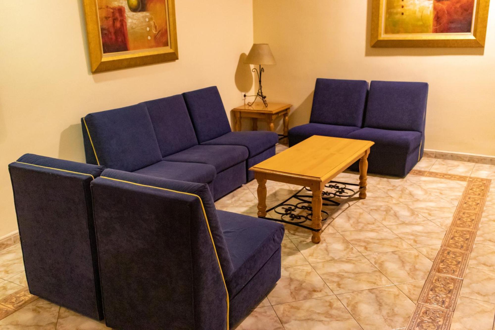 Hotel Philadelfia Peligros Bagian luar foto