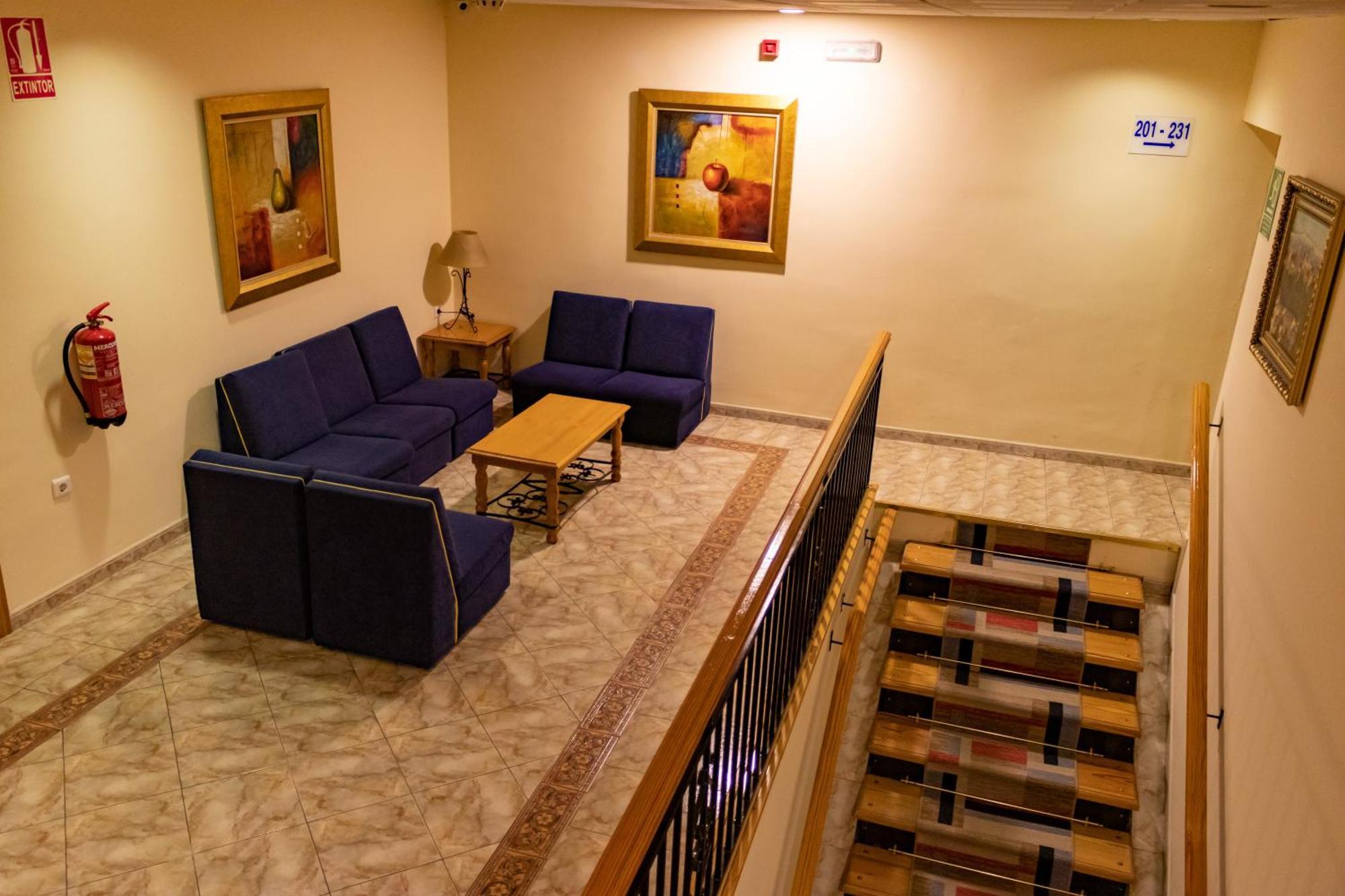 Hotel Philadelfia Peligros Bagian luar foto