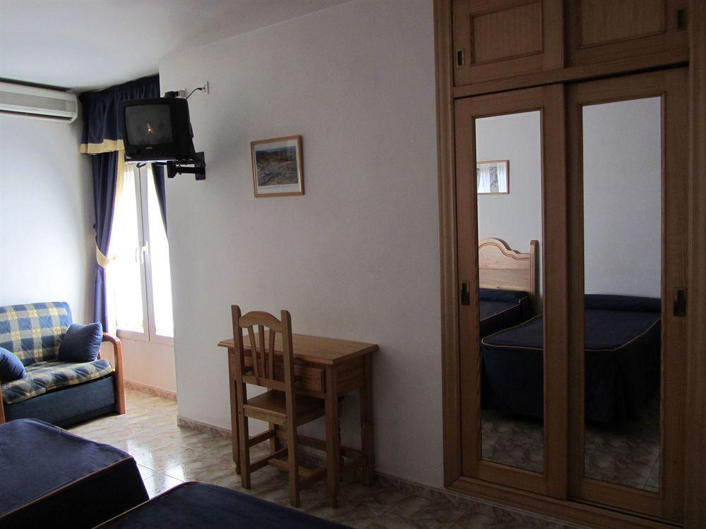 Hotel Philadelfia Peligros Bagian luar foto