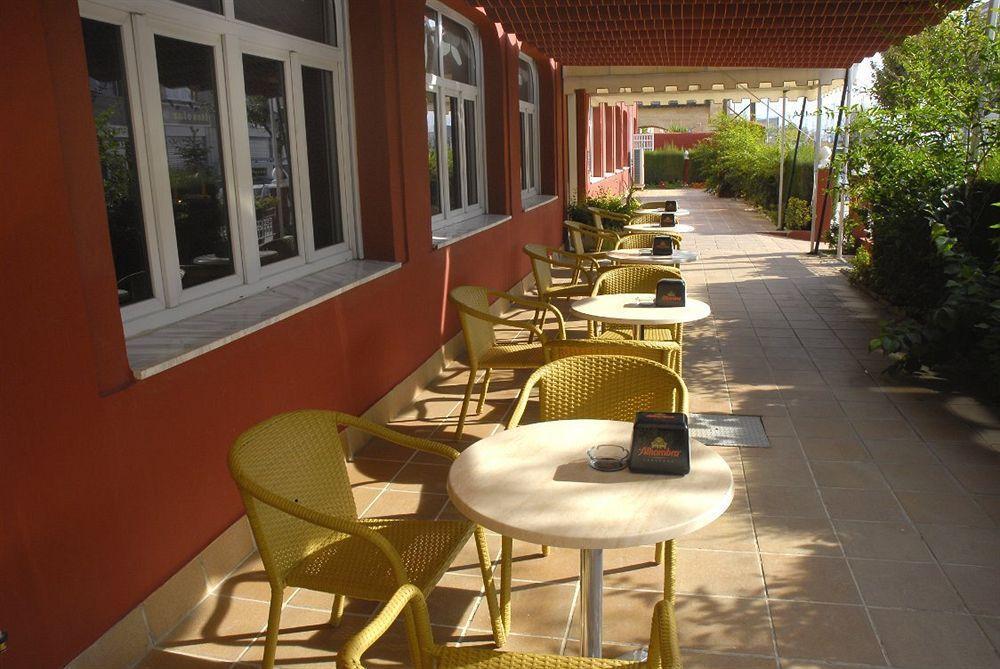 Hotel Philadelfia Peligros Bagian luar foto