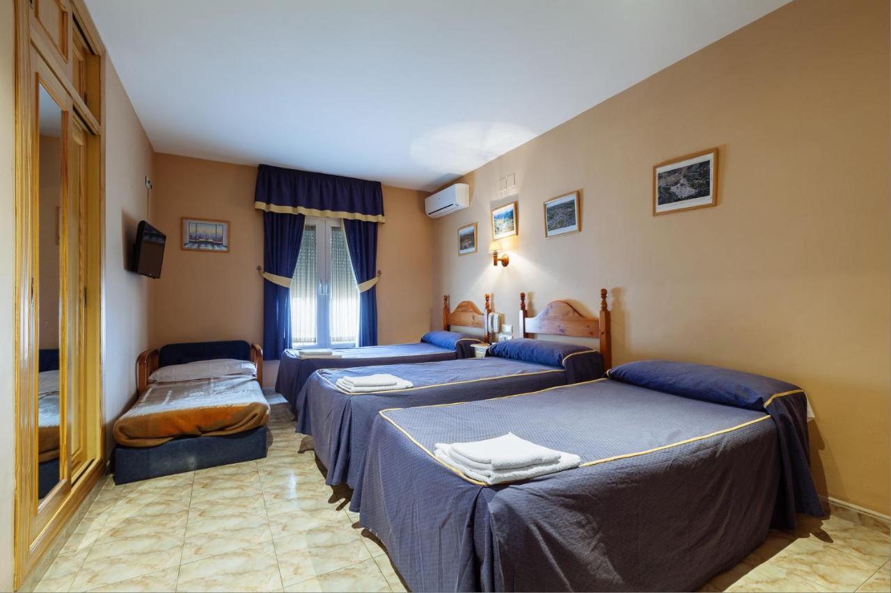 Hotel Philadelfia Peligros Bagian luar foto